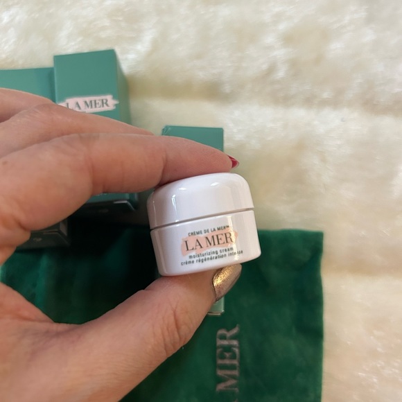 BrandNew La Mer The Revitalizing Moisturizer Deluxe 7 Pieces Set - Picture 6 of 8